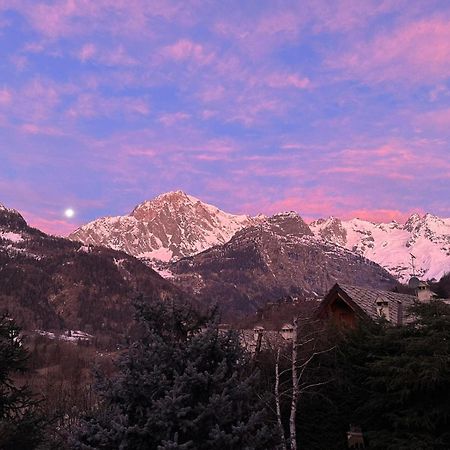 Courmayeur~Navetta Gratuita Per Il Centro+Impianti ภายนอก รูปภาพ