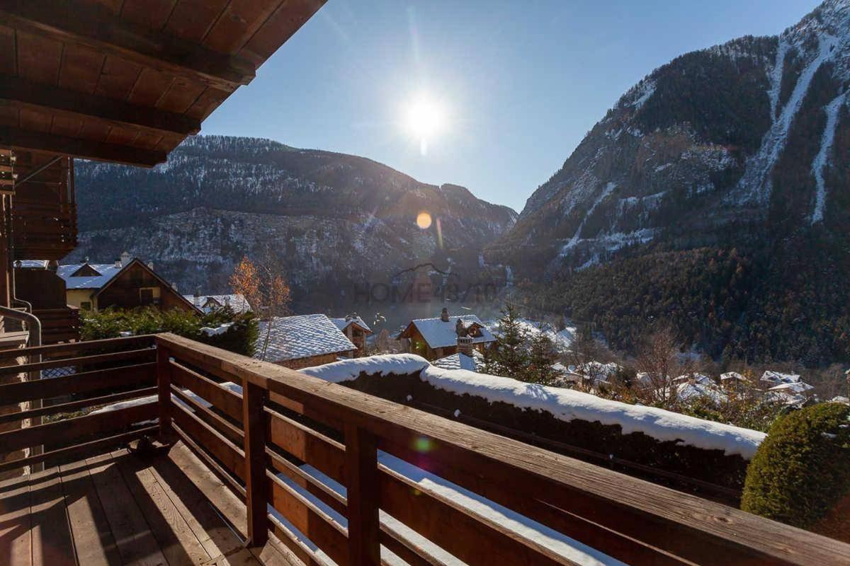 Courmayeur~Navetta Gratuita Per Il Centro+Impianti ภายนอก รูปภาพ