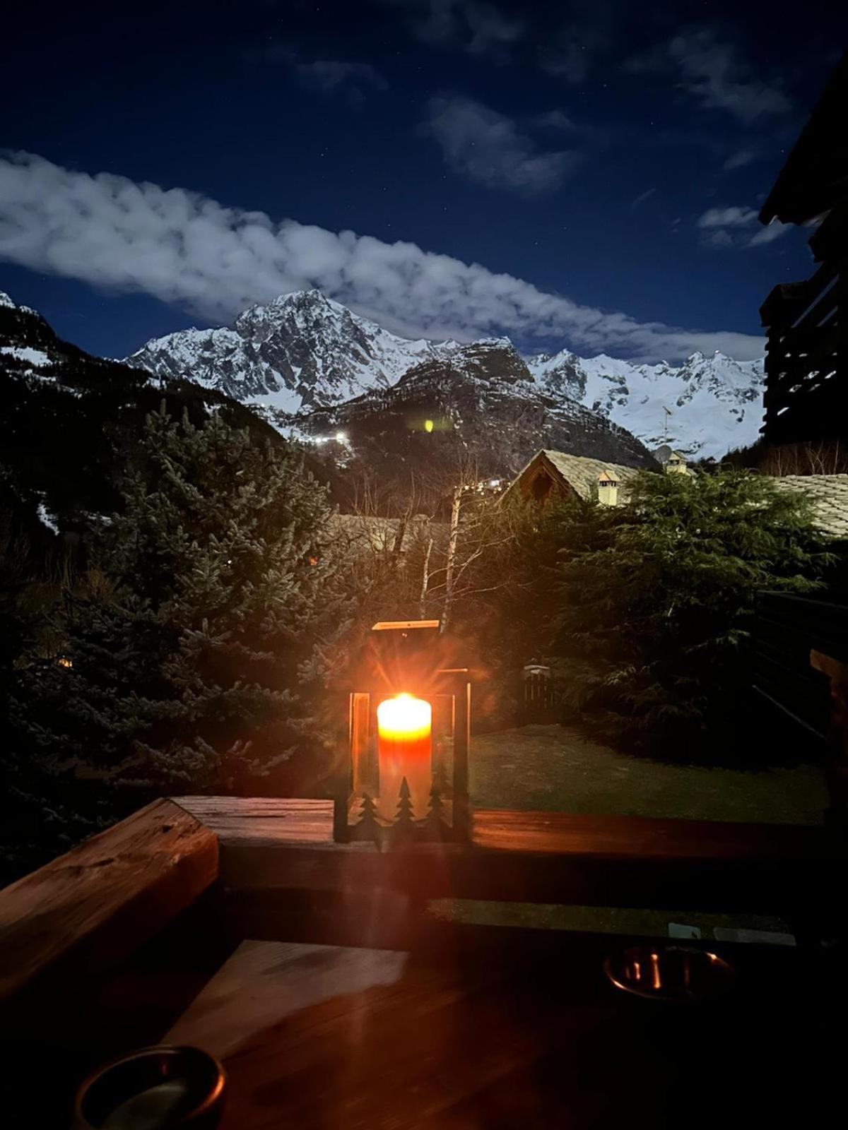 Courmayeur~Navetta Gratuita Per Il Centro+Impianti ภายนอก รูปภาพ